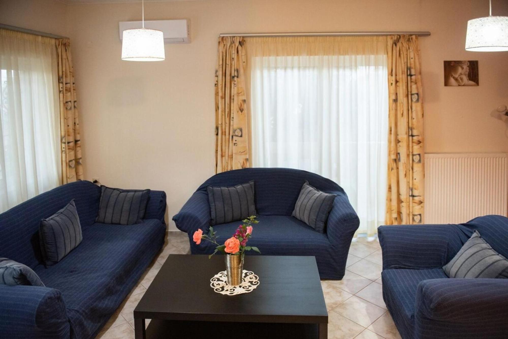 Апартаменты Chrissoula House In Agioi Apostoloi Даратсо Экстерьер фото